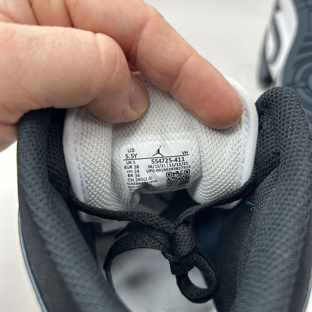 Nike Shoes Air Jordan 1 Mid Retro GS “Armory Navy” 2023 - Picture 8 of 8